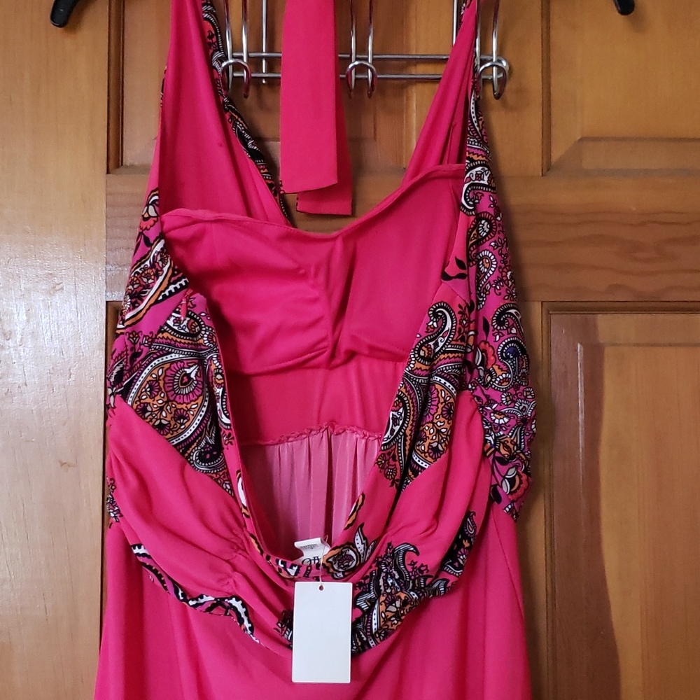 Womans Dress - Picture 4 of 5